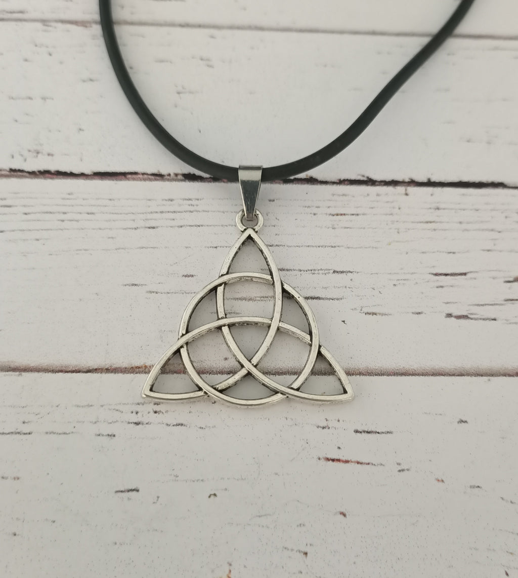 Triquetra necklace