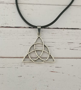 Triquetra necklace