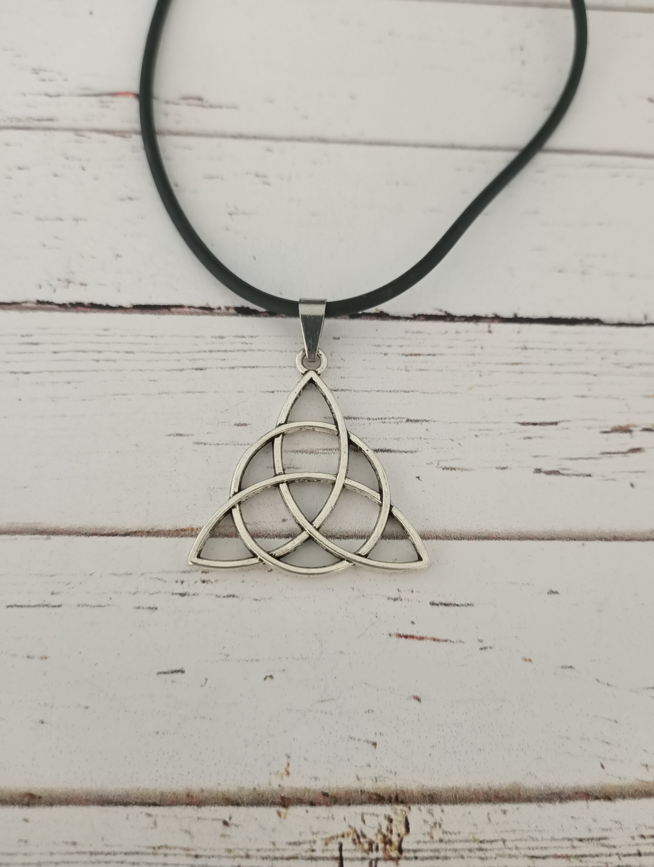 Triquetra necklace