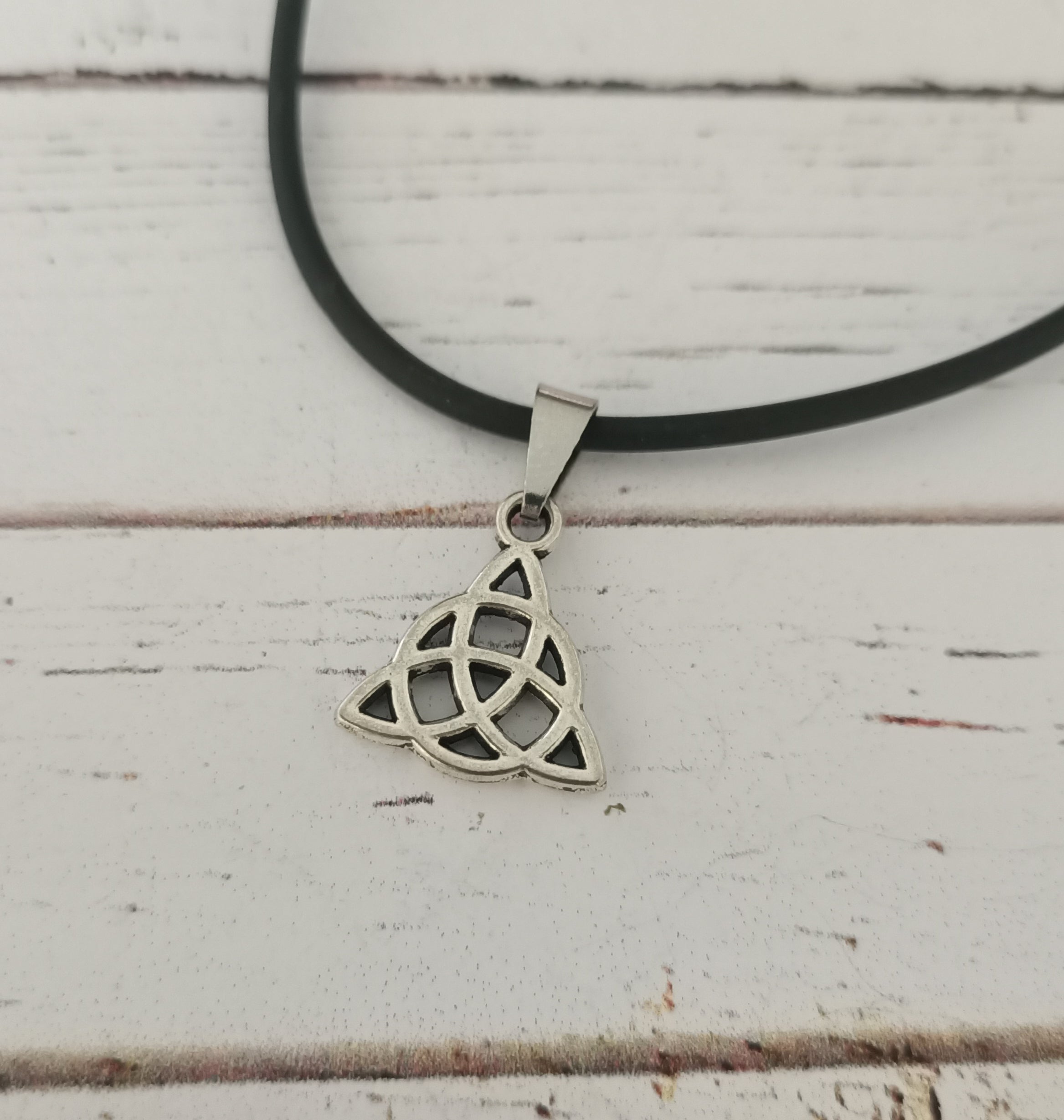 Triquetra necklace