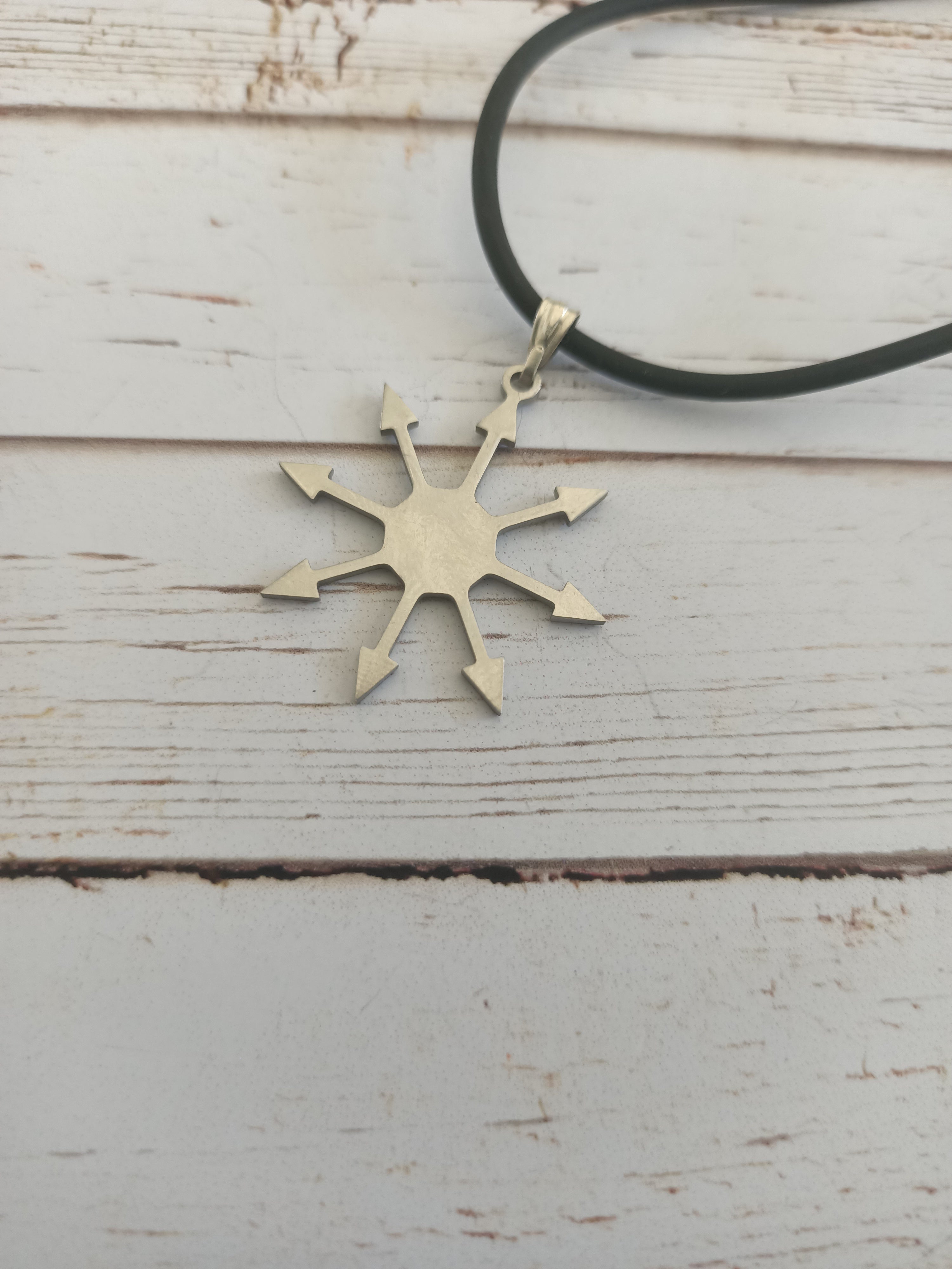 Star of chaos necklace