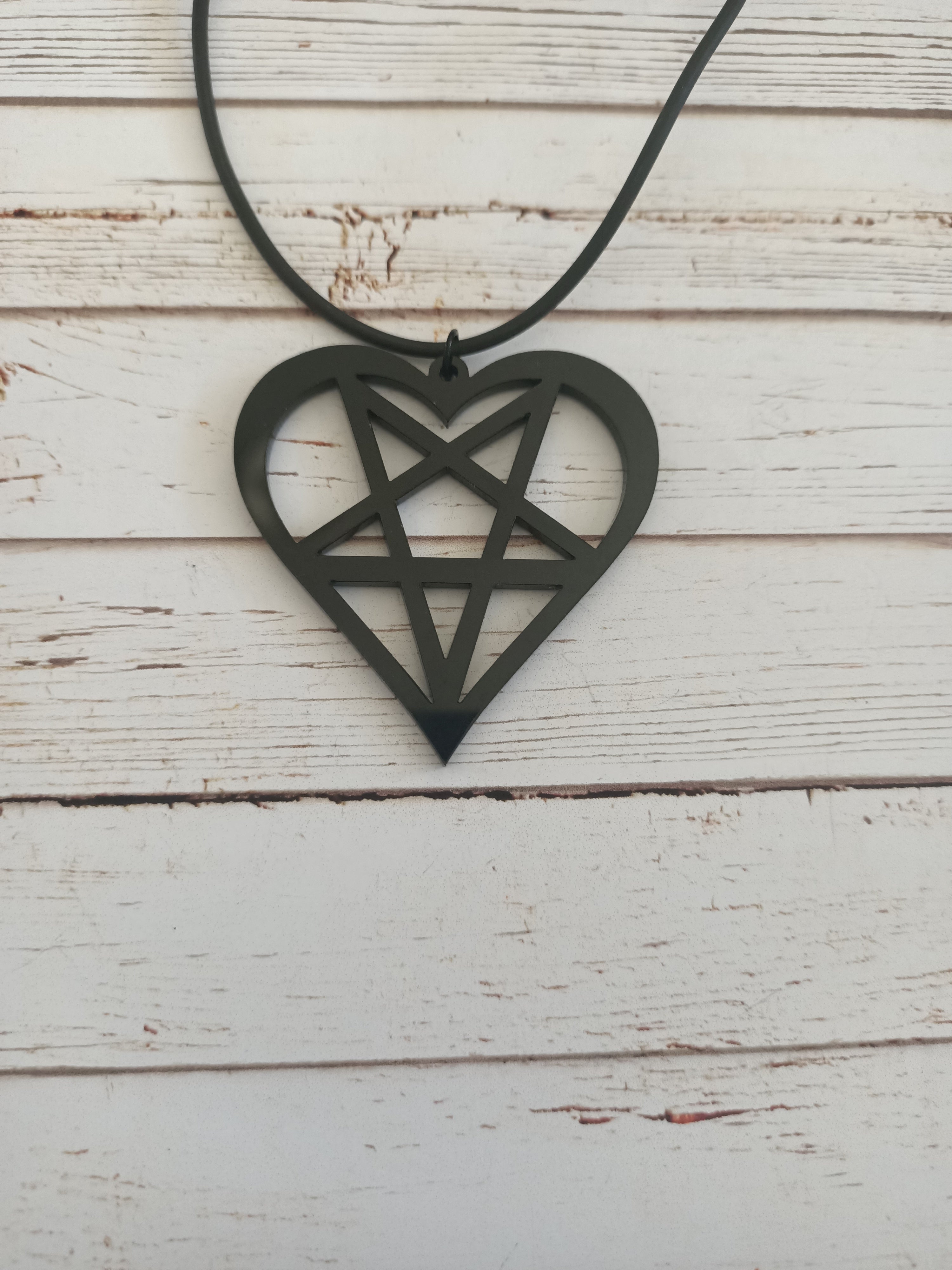 Pentagram heart necklace