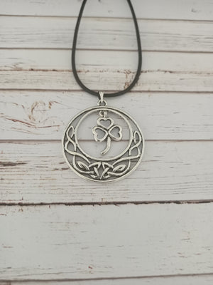 Four leaf Clover moon necklace