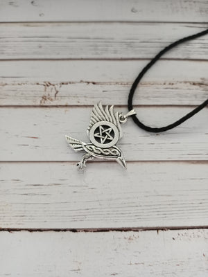 Pentagram raven necklace